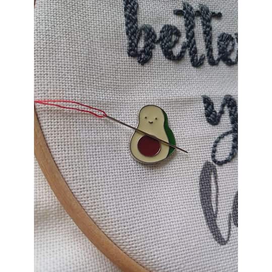 Wizardi 4/5" Avocado Magnetic Needle Minder
